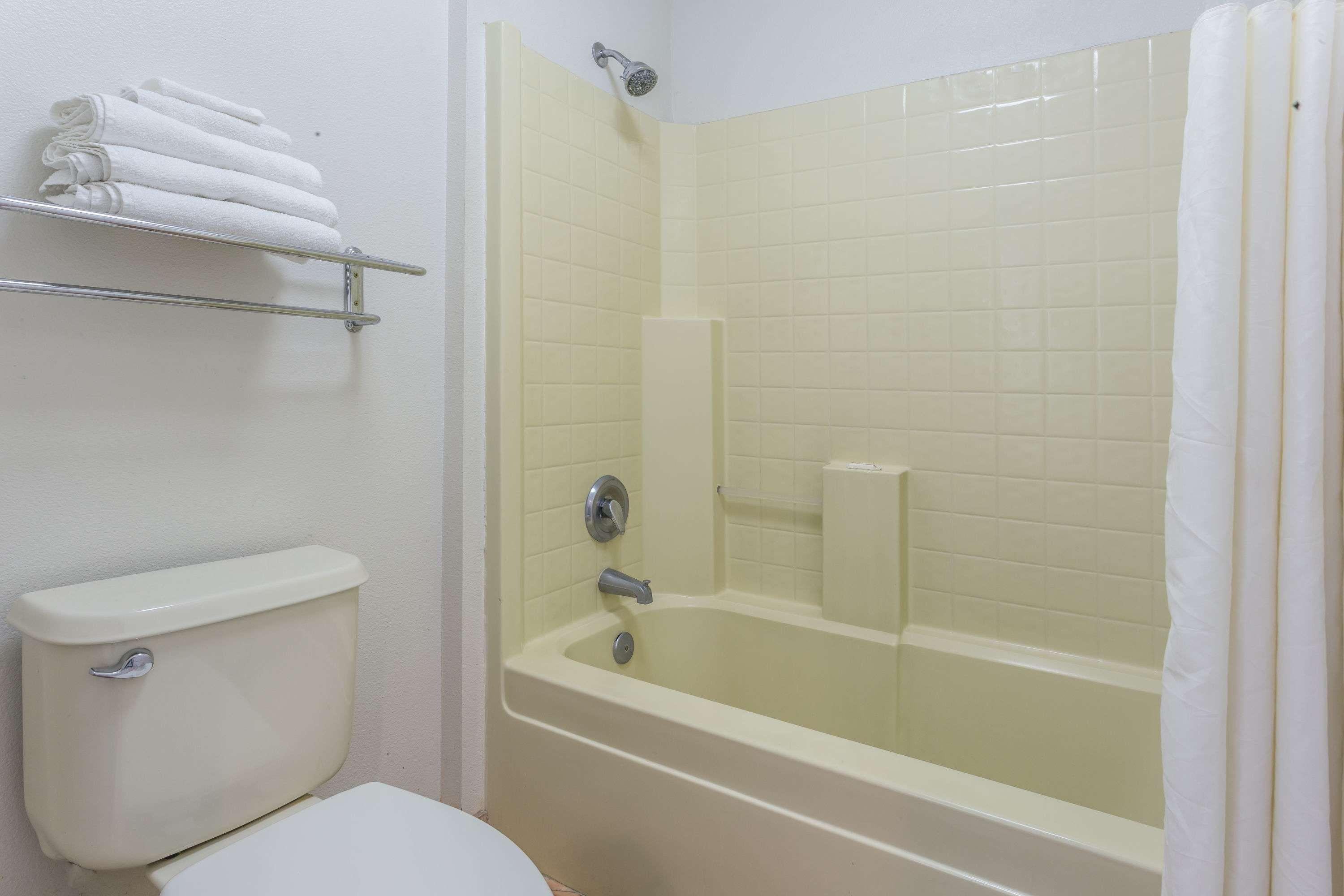 Yosemite Parkway Hotel Merced Ngoại thất bức ảnh